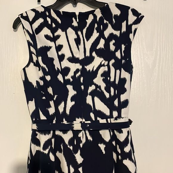 Like new Adrianna Pappell dress - Picture 4 of 4